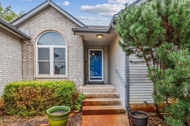 Foto del edificio - 7 Valley Oaks Ct