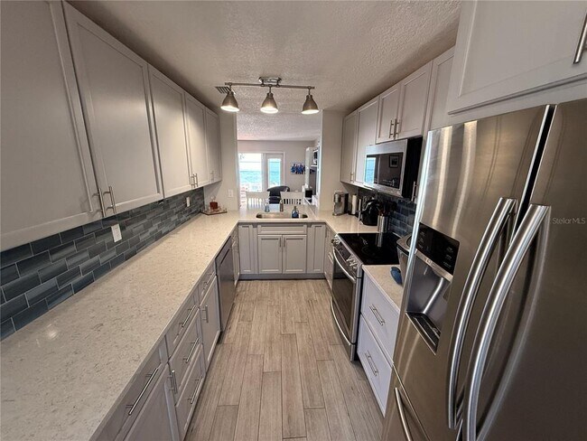Foto del edificio - 4942 Coquina Key Dr SE