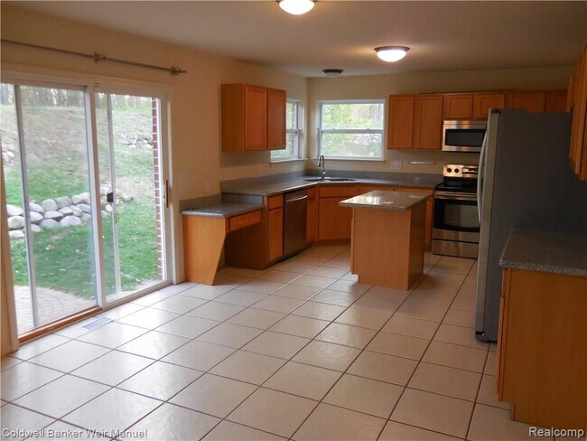 Foto del edificio - 49625 S Glacier