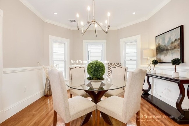 Photo - 14 Royal St Apartments