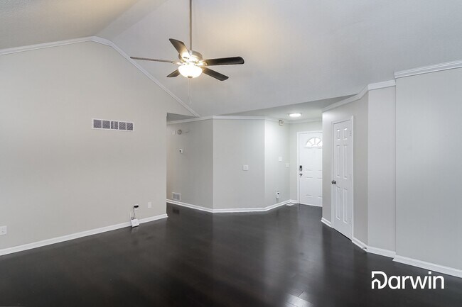 Foto del edificio - 2594 Candler Way