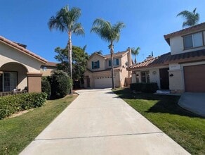 Building Photo - 4737 Lagunita Way
