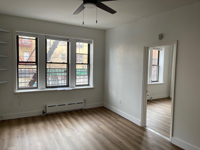 Building Photo - 6314 Park Ave