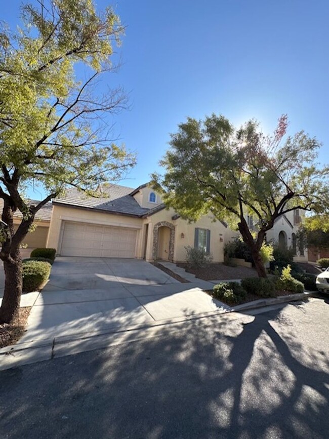 Building Photo - 3 Bedroom house in Summerlin