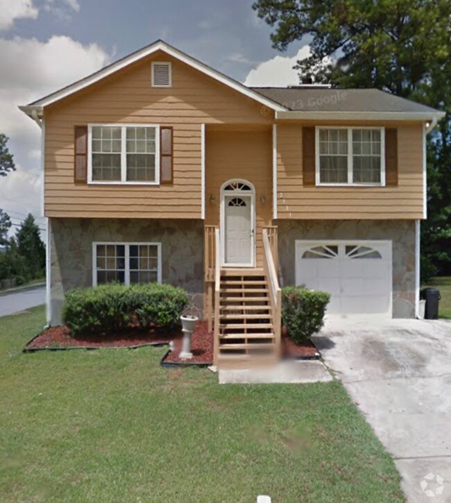 Fairway Green Apartments for Rent with Hardwood Floors Decatur, GA