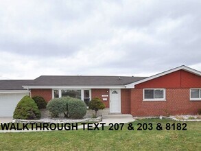 Building Photo - 7538 S Oconto Ave