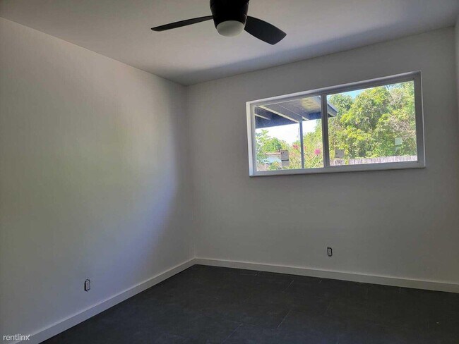 Foto del edificio - 3 br, 2 bath House - 751 NE 50th Ct