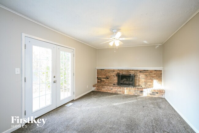 Foto del edificio - 11319 Wolf Ln