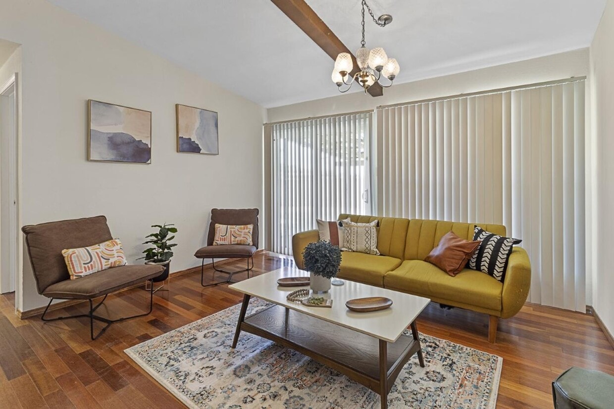 Primary Photo - 1705 Cushing Park Dr