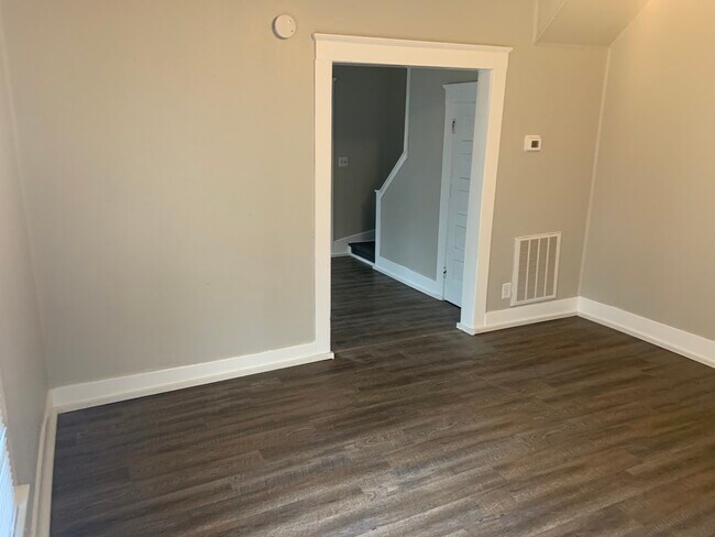 Foto del edificio - 131-133 North Union