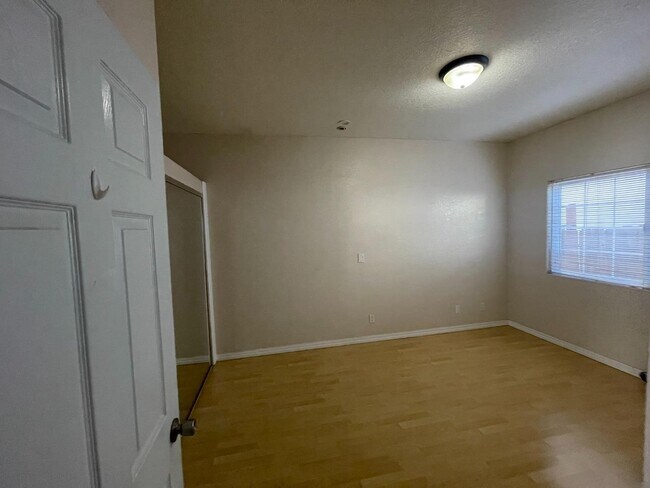 Foto del edificio - 495 Hassinger Rd