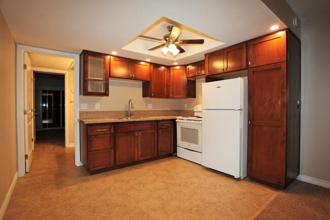 Building Photo - 27725 Mountain Meadow Rd