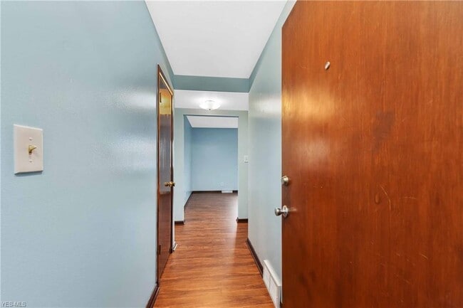 Building Photo - 5681 Ridge Rd