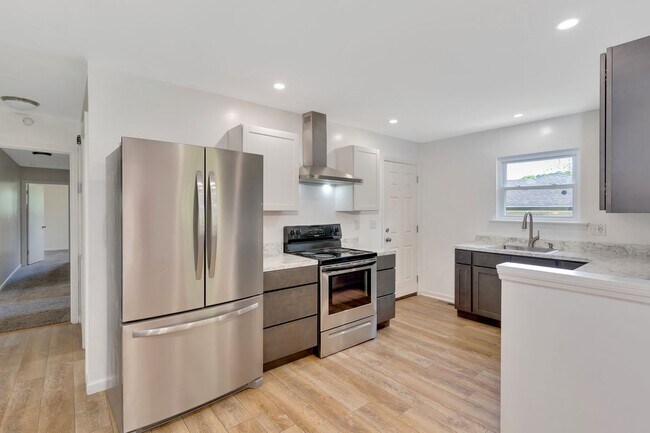 Foto del edificio - 4107 Cherryton Dr