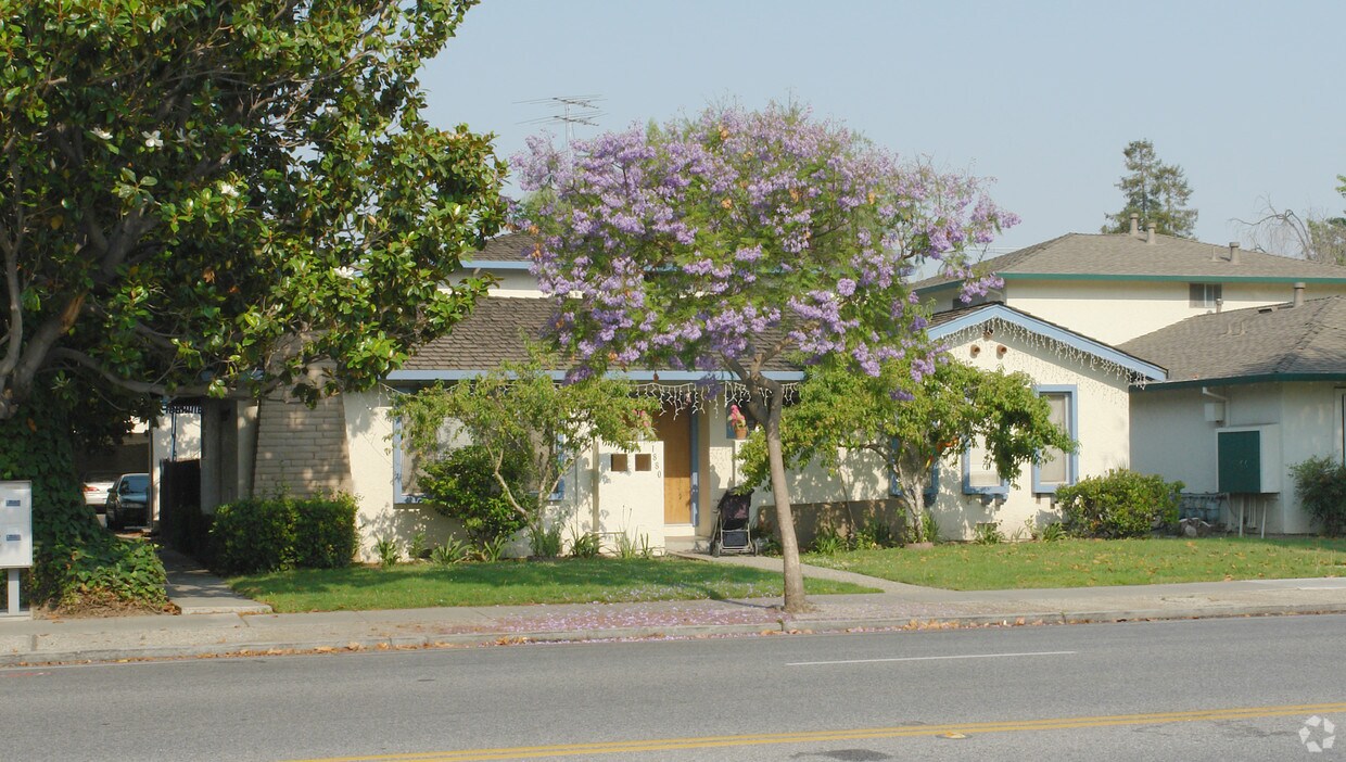 Foto del edificio - 1880 Scott Blvd