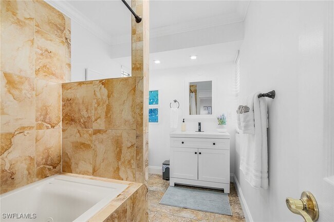 Foto del edificio - 10230 Sandy Hollow Ln