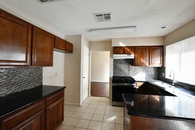 Building Photo - 4530 Texas Trail