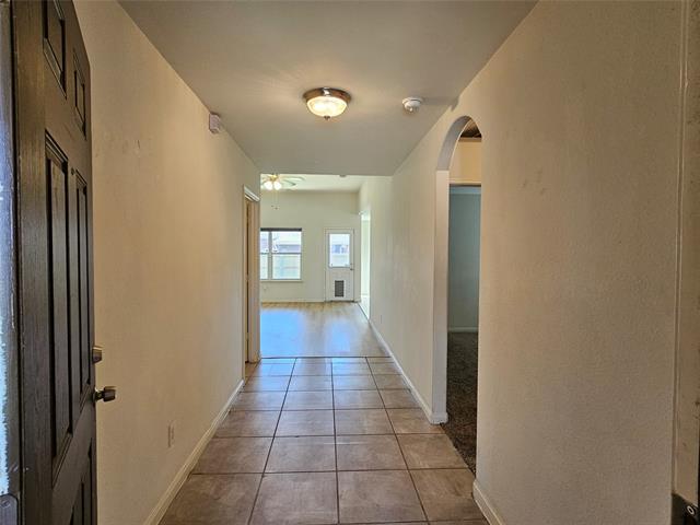 Foto del edificio - 629 Lazy Crest Dr