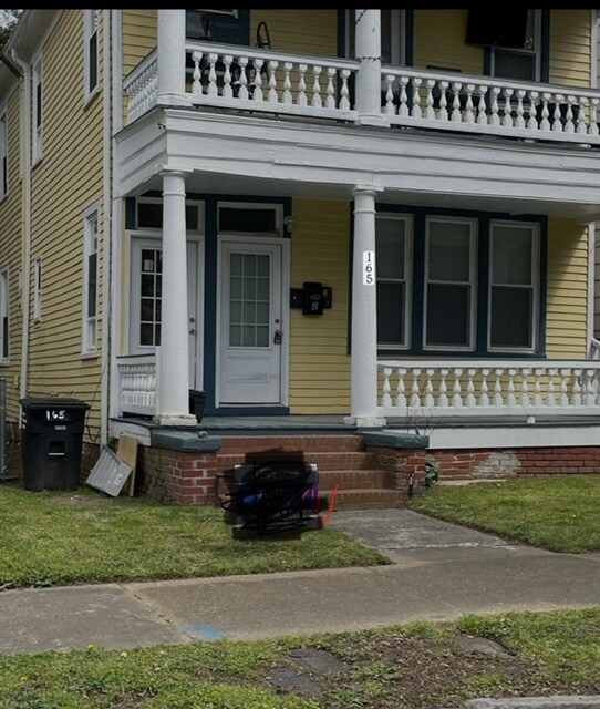 Foto principal - 165 Webster Ave