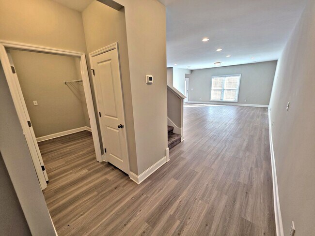 Foto del edificio - 3BR/2.5BA Townhouse Priceville/Decatur