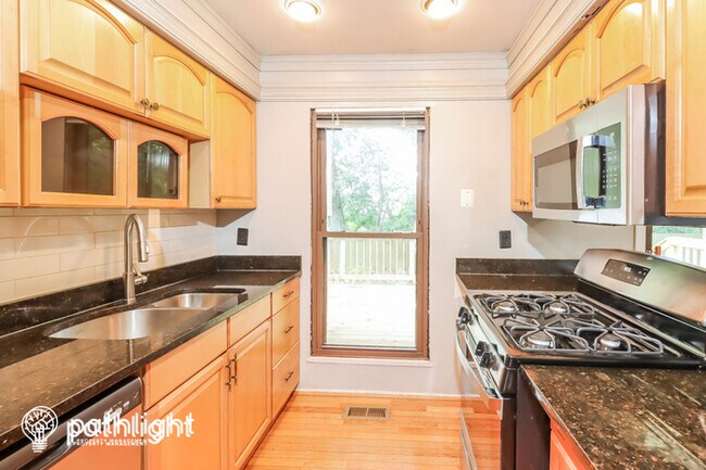 Foto del edificio - 2412 Mary Place, Fort Washington, MD, 20744