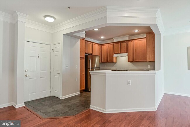 Building Photo - 2921 Deer Hollow Way