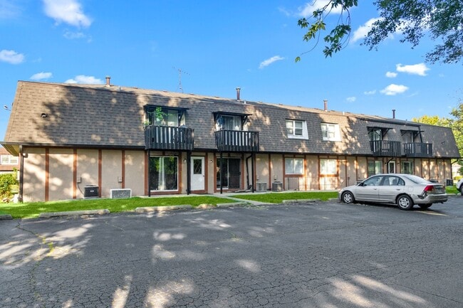 Building Photo - 1017 9th St