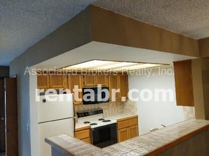 Building Photo - 5051 Garrison St