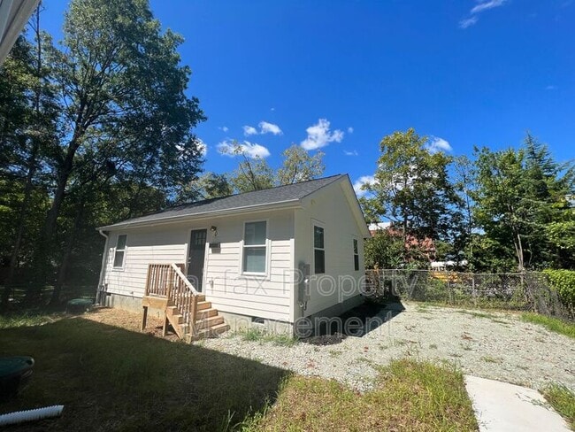 Foto del edificio - 2109 Hart St