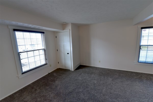 Building Photo - 3002 Ivy Hill Cir