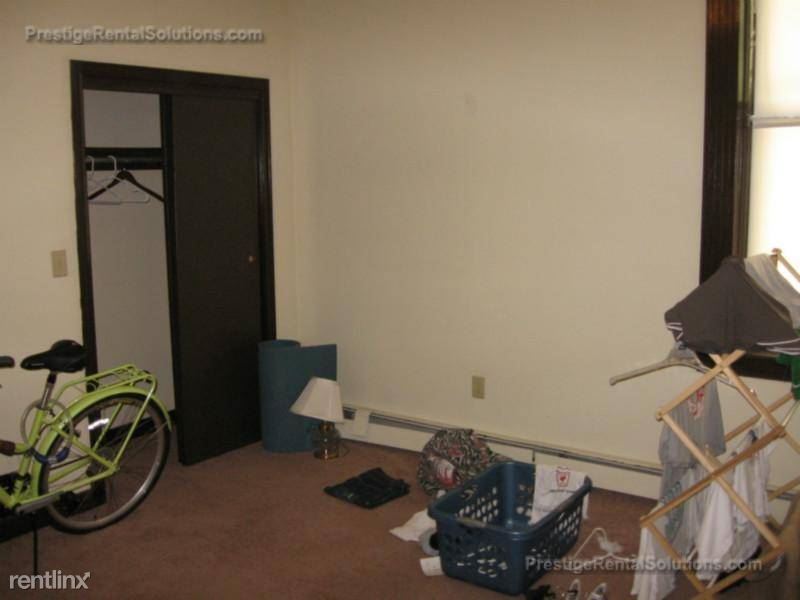 2 br, 1 bath - 153 Main St #14 - 2 br, 1 bath  - 153 Main St #14