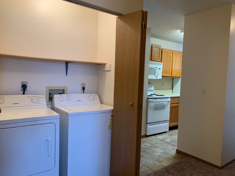 Foto principal - 1409 14th Ave E