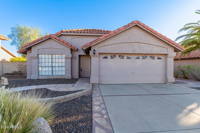 Building Photo - 6729 W Wescott Dr