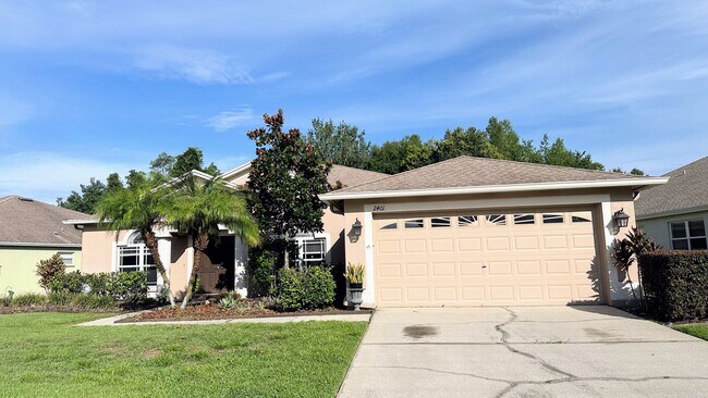Building Photo - 2401 Nesslewood Dr