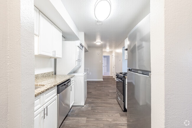 2BR, 1BA - Aubrey Apartments