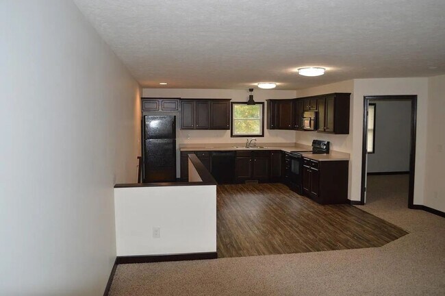 Foto del edificio - 467 Sparrow Way