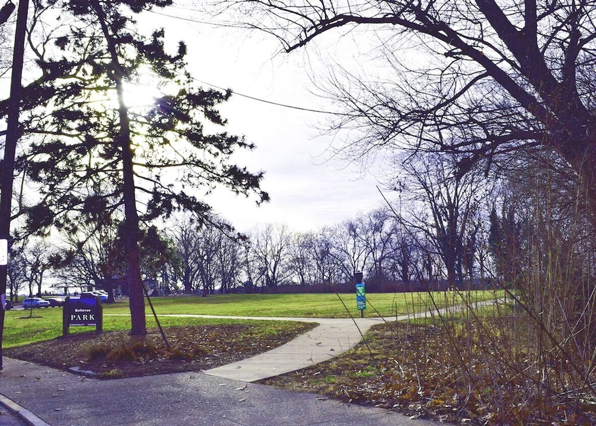 Foto del edificio - 2215 Ohio Ave