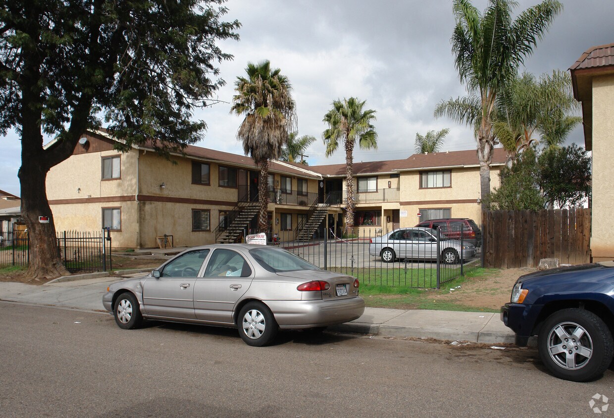 Primary Photo - 326 Montgomery St