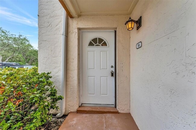 Building Photo - 9940 7th Way N