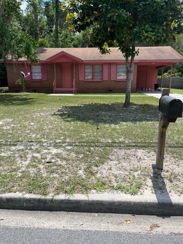 807 Bethune Dr, Valdosta, GA 31601 House Rental in Valdosta, GA