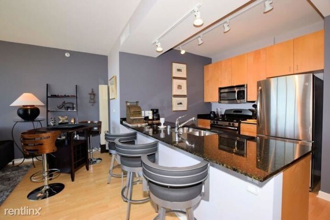 Foto del edificio - 2036 N Prospect Ave