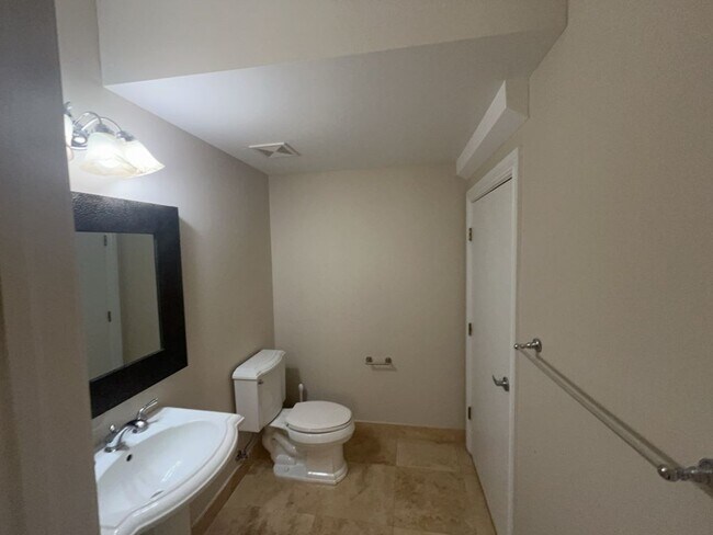 Foto del edificio - 409 SW 5th St