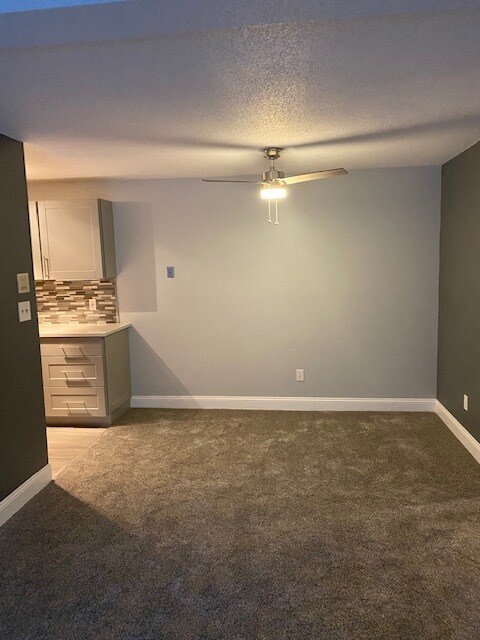 Foto del edificio - 7 Village Hill Ln