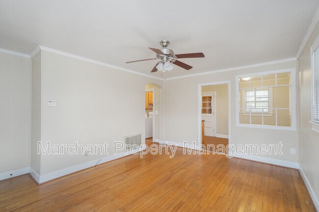 Building Photo - 23 Brownwood Dr