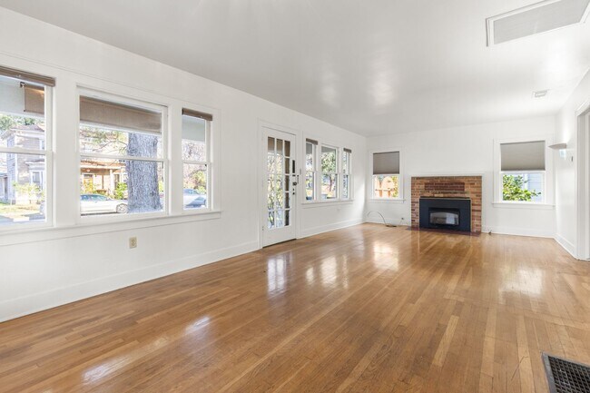 Foto del edificio - Charming Chico Home Near Bidwell Park