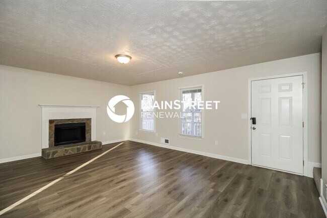 Building Photo - 3 Bedroom Pet-Friendly Home in Douglasvill...