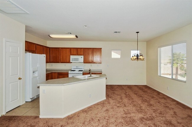 Foto del edificio - 7032 Azure Beach St