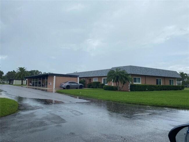 Foto del edificio - 9609 Midiron Ct