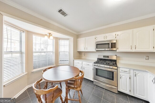 Foto del edificio - 2045 Fairways Ct