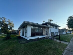 Building Photo - 14700 Avalon Ave